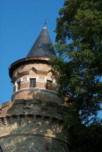 Chateau La Tour Du Roy Vervins Exterior photo